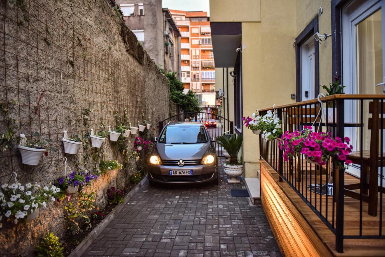Dream House Enia 1 Apartment Shkoder Bagian luar foto